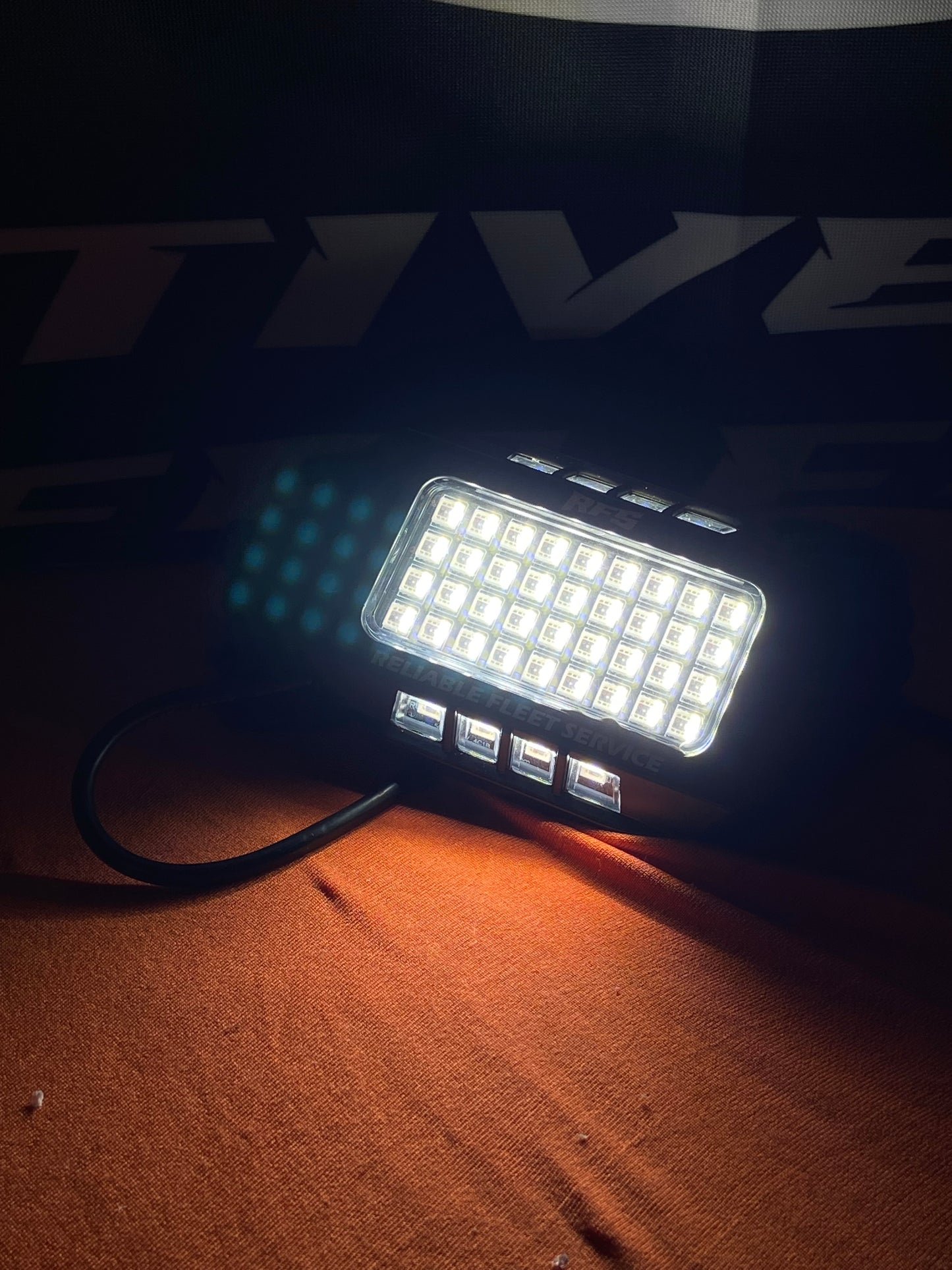 44 LED RGBW Rock Light