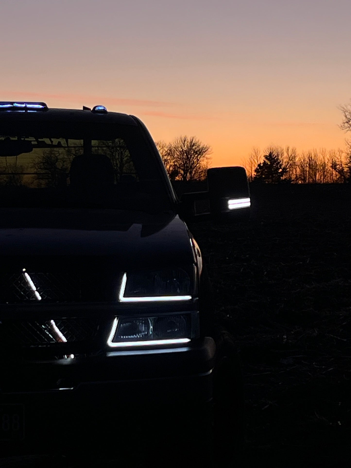 1999-2007 Chevrolet Silverado Core Support Lights